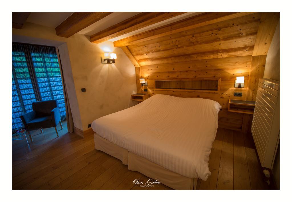 Hotel Restaurant Les Alisiers ラプートロワ 部屋 写真