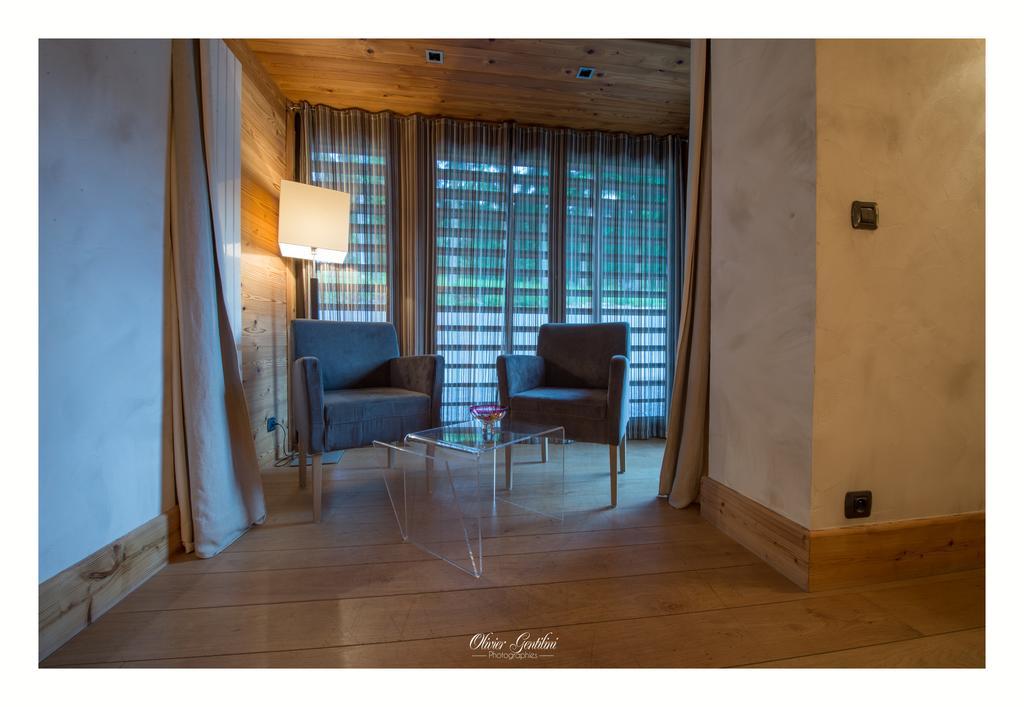 Hotel Restaurant Les Alisiers ラプートロワ 部屋 写真